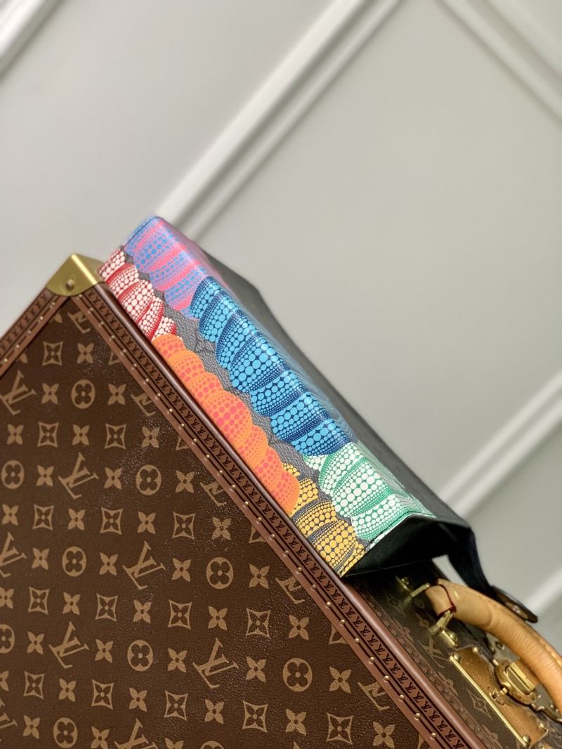 LV Clutch Bags